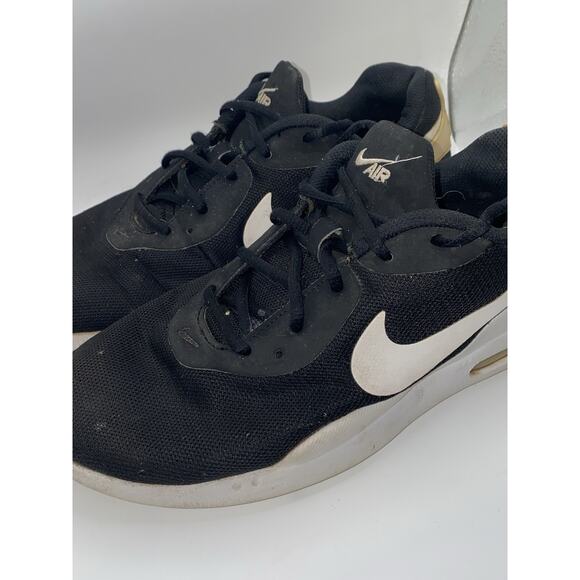 Nike Air Max Oketo Size 9 Black Athletic Running Shoes Sneakers AQ2236-002 - Picture 2 of 8